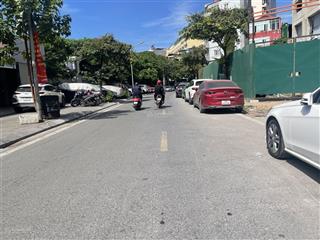 Hiếm  bán đất phố quần ngựa  văn cao phân lô ô tô vỉa hè kinh doanh  85m2  mt 4,5m  vỉa hè 3m