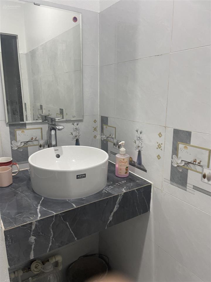 Cho thuê mặt bằng kinh doanh phố liễu giai, ba đình, hà nội
