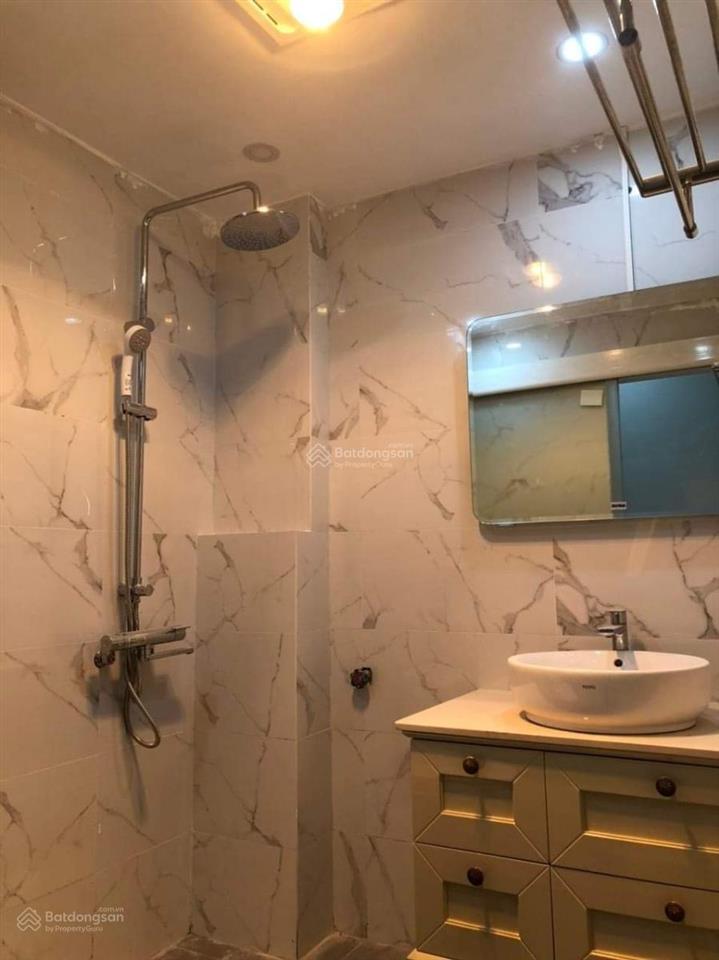 Hiếm  nhà đẹp phố vĩnh phúc  khu 7,2ha  ô tô thang máy  40m  5 tầng  mt 3,5m  chỉ 15,5 tỷ