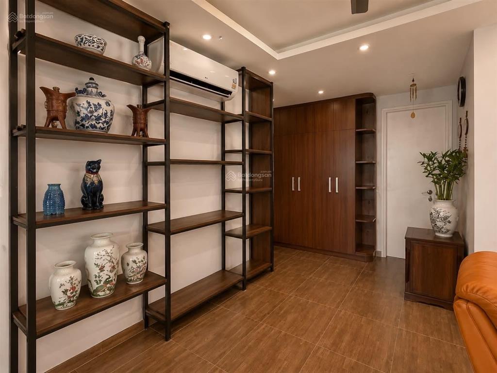 Cho thuê căn hộ chung cư nguyễn chí thanh, ba đình, hà nội