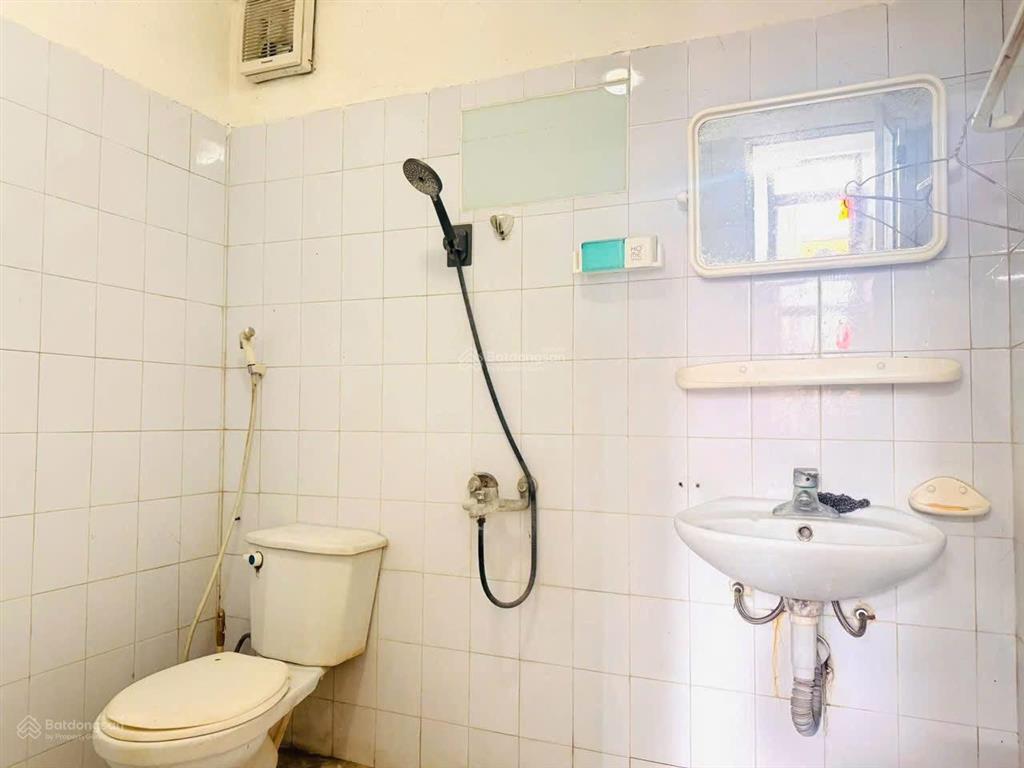 Cho thuê nhà nguyên căn phố đội cấn  gần ngọc hà  ba đình  hà nội