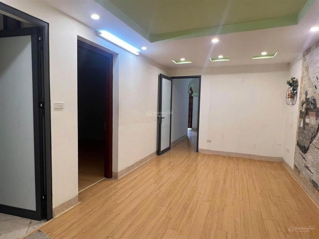 Cho thuê căn hộ hoàng quốc việt  cầu giấy  hà nội 112m2  3pn  2 vs  chỉ 12 triệu