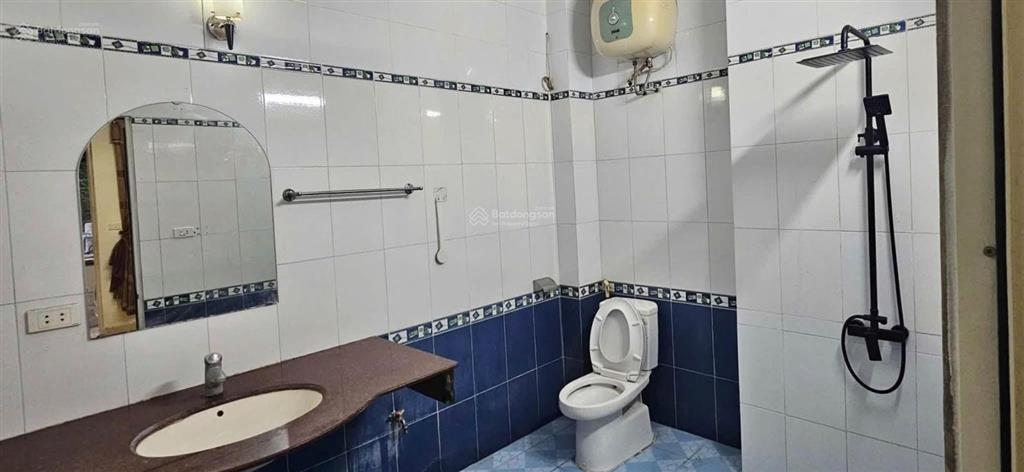 Cho thuê căn hộ hoàng quốc việt  cầu giấy  hà nội 112m2  3pn  2 vs  chỉ 12 triệu