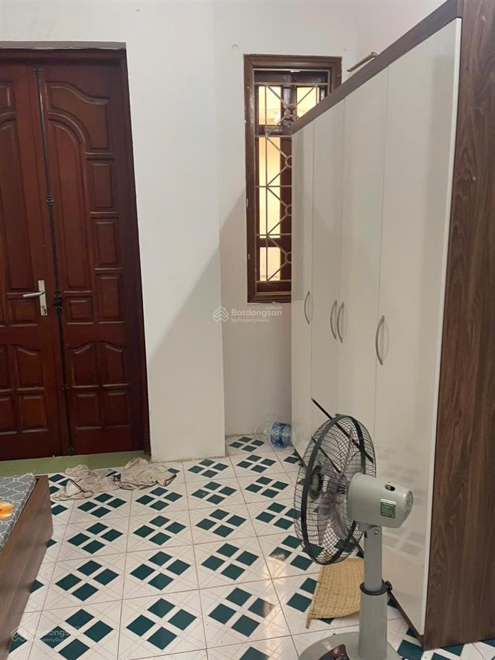 Cho thuê nhà nguyên căn ngõ 89 lạc long quân  cầu giấy  hà nội