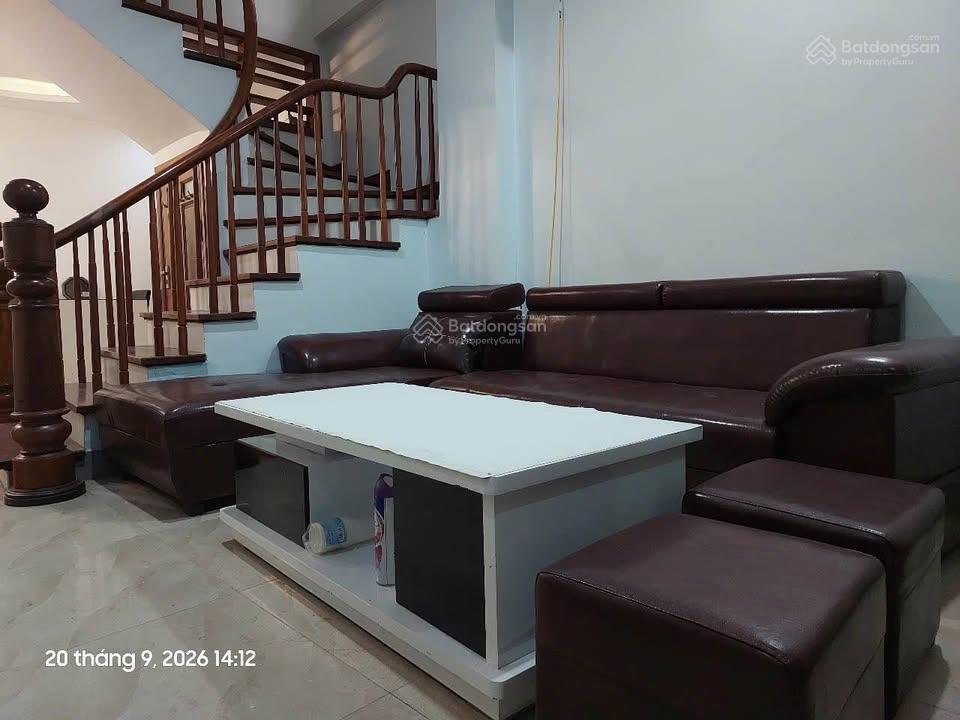 Cho thuê nhà nguyên căn ngõ 133 phố hoa bằng  cầu giấy  hà nội
