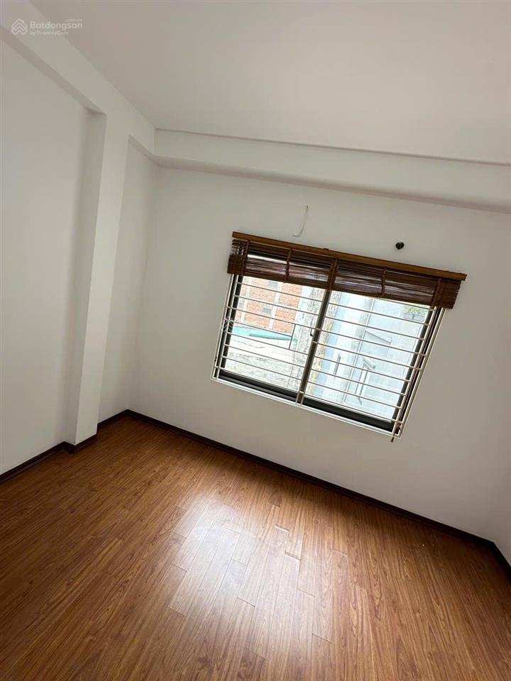 Cho thuê nhà nguyên căn ngõ 28 xuân la  tây hồ  hà nội