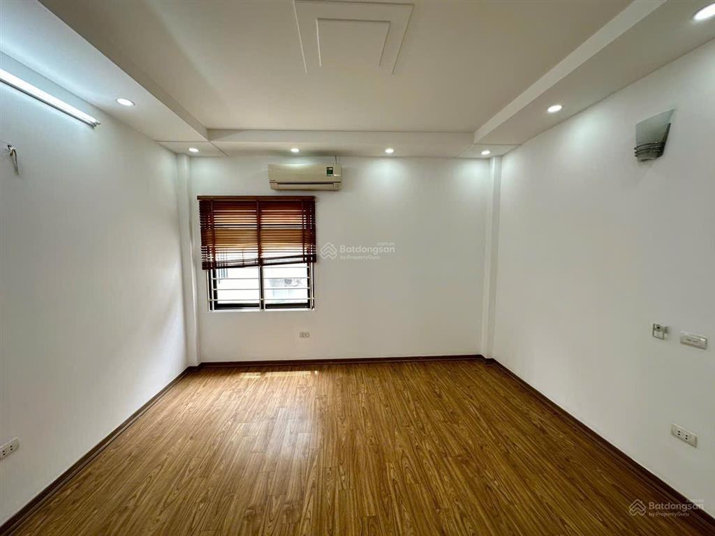Cho thuê nhà nguyên căn ngõ 28 xuân la  tây hồ  hà nội