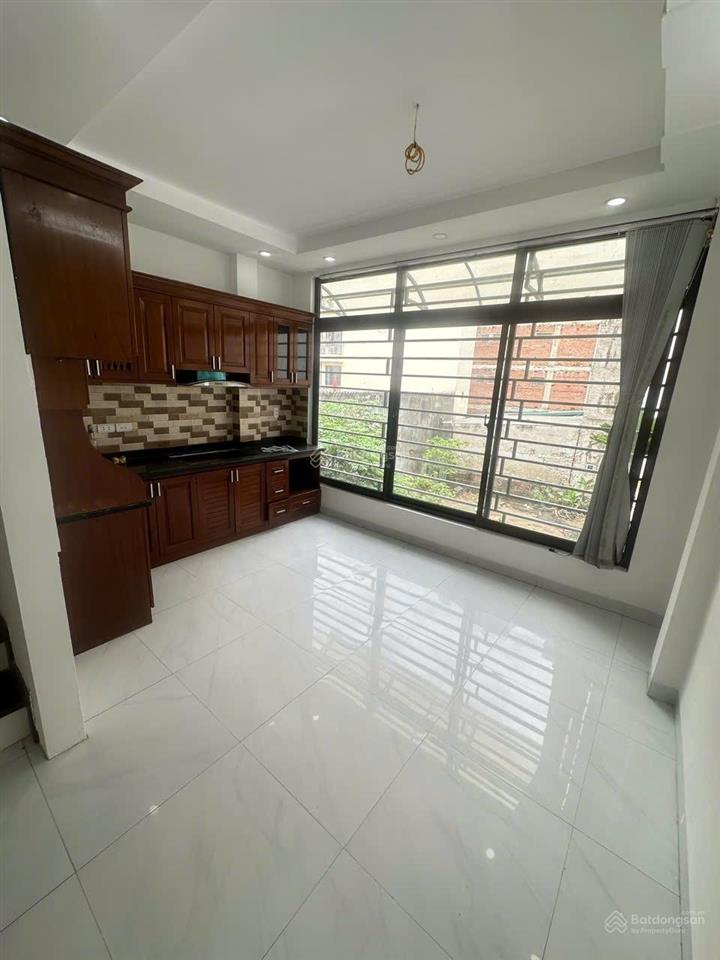 Cho thuê nhà nguyên căn ngõ 28 xuân la  tây hồ  hà nội
