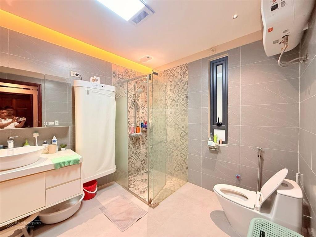 Gấp  nhà đẹp ngõ 92 nguyễn khánh toàn  cầu giấy  hà nội