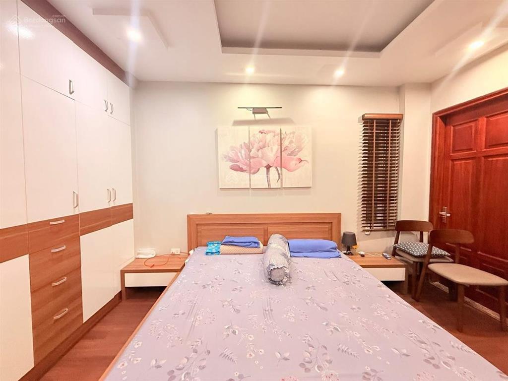 Gấp  nhà đẹp ngõ 92 nguyễn khánh toàn  cầu giấy  hà nội