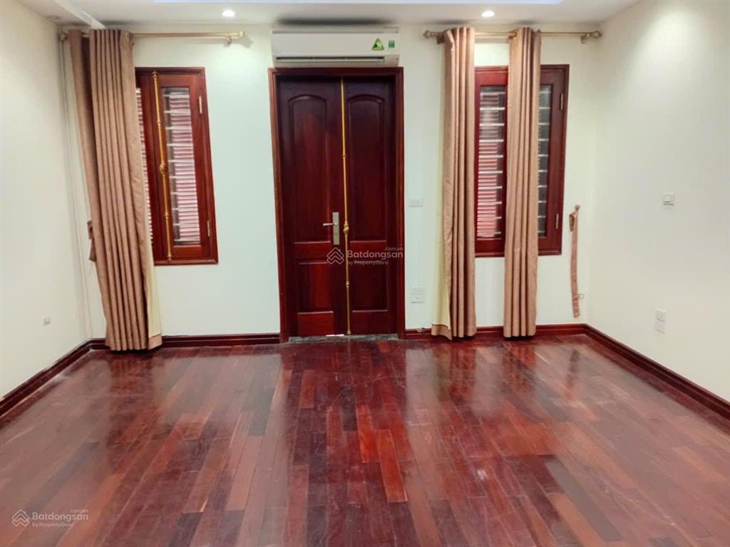 Cho thuê nhà nguyên căn phố võ chí công  tây hồ  hà nội