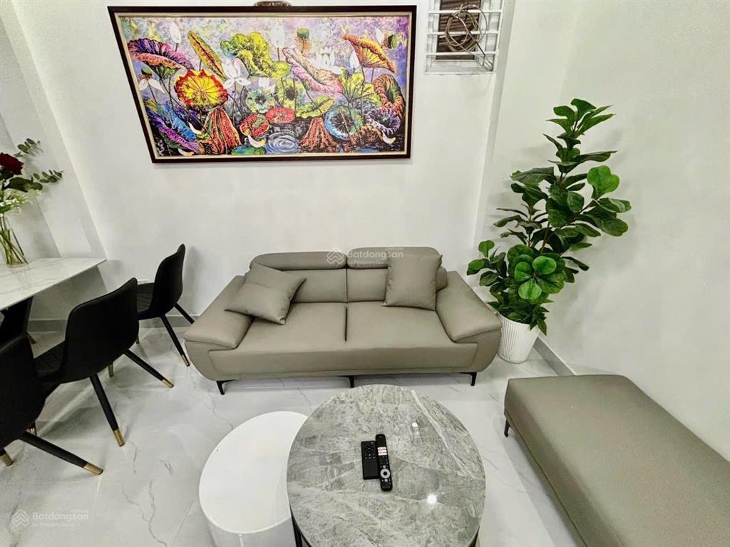 Cho thuê nhà nguyên căn phố hoàng quốc việt  cầu giấy  hà nội