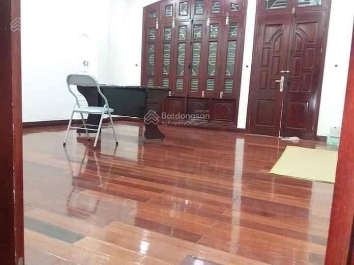 Cho thuê nhà nguyên căn phố trần quốc hoàn  cầu giấy  hà nội