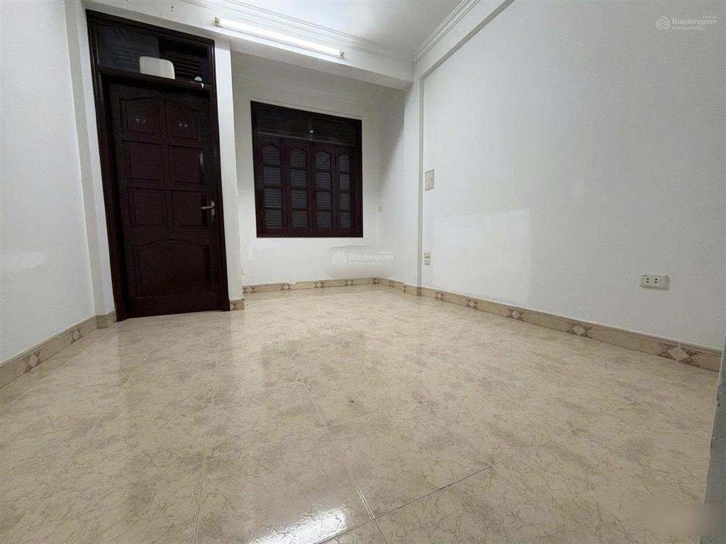Cho thuê nhà nguyên căn phố trần khát chân  hai bà trưng  hà nội