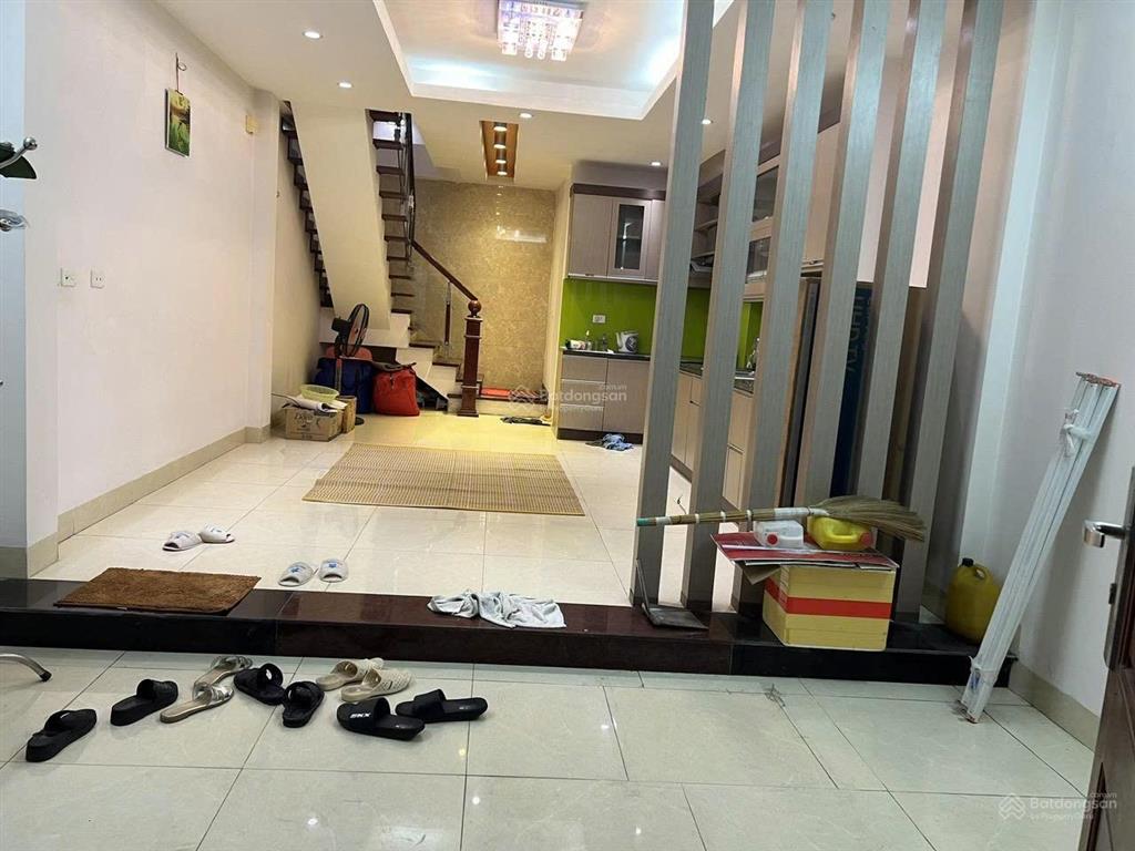 Cho thuê nhà nguyên căn phố xuân đỉnh  xuân la  tây hồ  hà nội