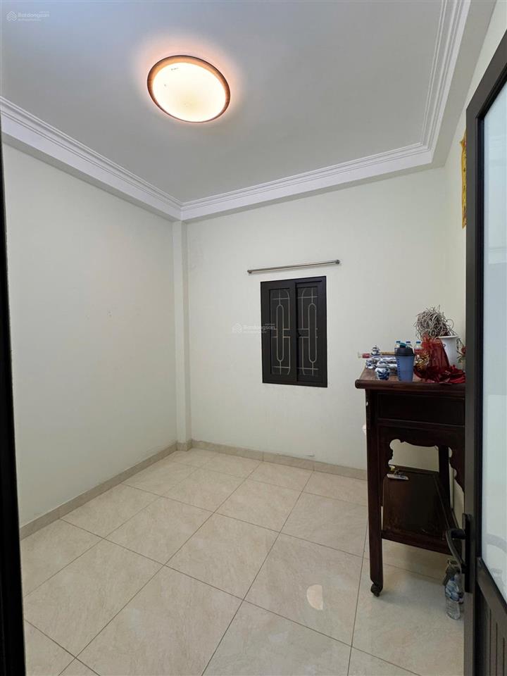Cho thuê nhà nguyên căn phố núi trúc  ba đình  hà nội
