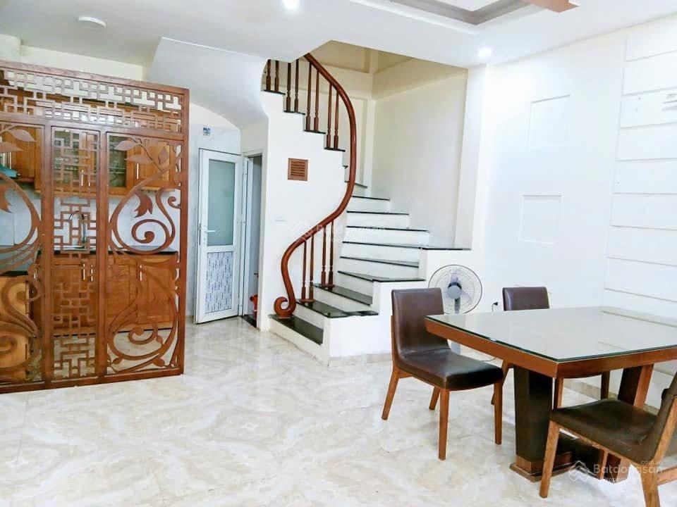 Cho thuê nhà nguyên căn phố phạm văn đồng  hà nội