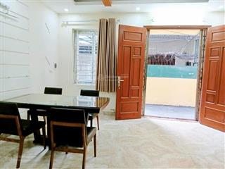 Cho thuê nhà nguyên căn phố phạm văn đồng  hà nội