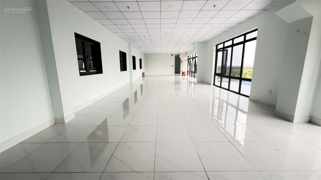 Cho thuê nhà xưởng 3085m2 trong khu công nghiệp dầu giây, sản xuất hóa chất, sản xuất thực phẩm