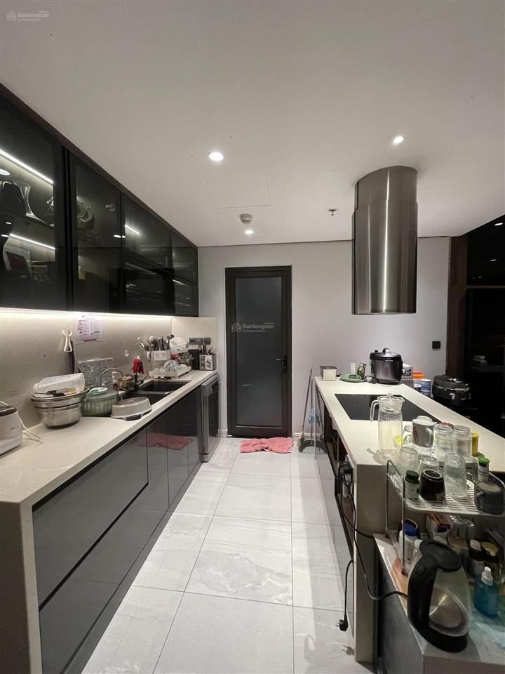 Bán gấp căn hộ 3 ngủ, nội thất đẹp, căn góc, chung cư sun ancora lương yên,  0933 533 ***