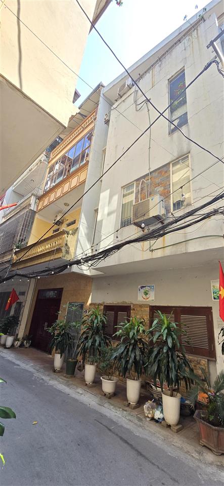 Chính chủ tôi bán nhà nguyễn trãi 60m 4 tầng 14,2 tỷ lô góc, phân lô ô tô vào nhà.