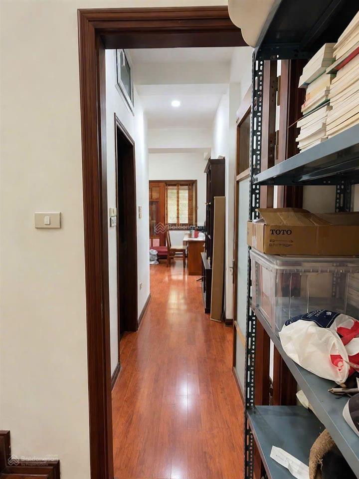 Chính chủ tôi bán nhà nguyễn văn lộc trần phú hà đông 70m 4t 22 tỷ.
