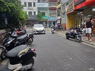 Chính chủ tôi bán nhà núi trúc 28m 7 tầng vỉa hè kinh doanh ô tô tránh nhỉnh 8 tỷ