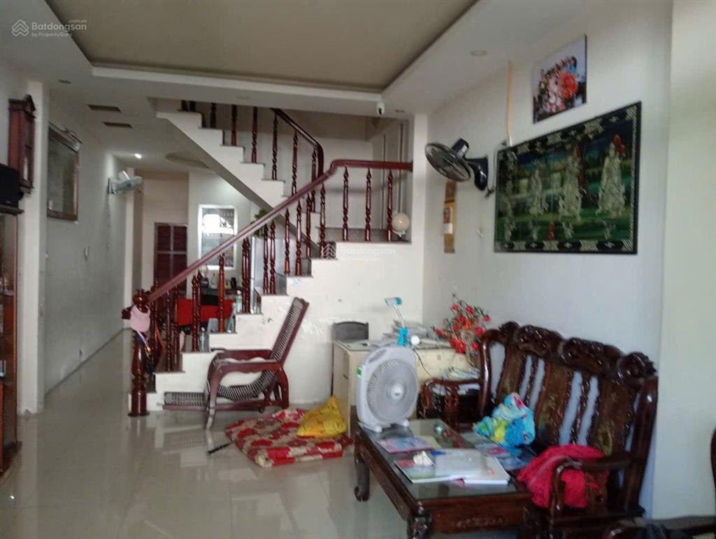 Bán nhà mặt tiền nguyễn thị minh khai, nha trang 18 tỷ