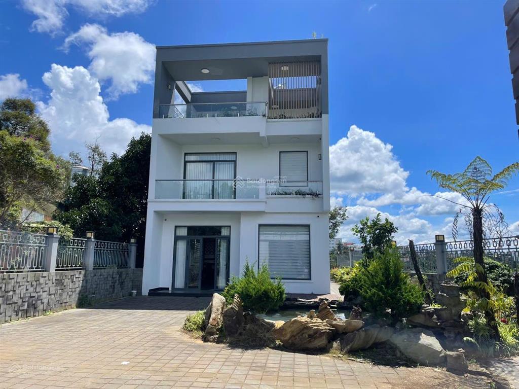 735m2 (12,5x70m) sẵn 200 thổ cư  biệt thự trung tâm phường b'lao  tp.bảo lộc