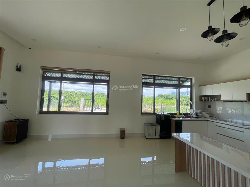 Homestay view núi bảo lộc dt 1015m2  15mx67m  home mới tinh view núi đại bình đường oto tận nơi