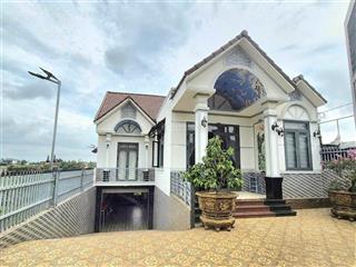 4.2 tỷ nhà mới đẹp mặc đỉnh chi, phường 2, tp.bảo lộc, dt 263m thổ cư 200m hầm gara, view thoáng