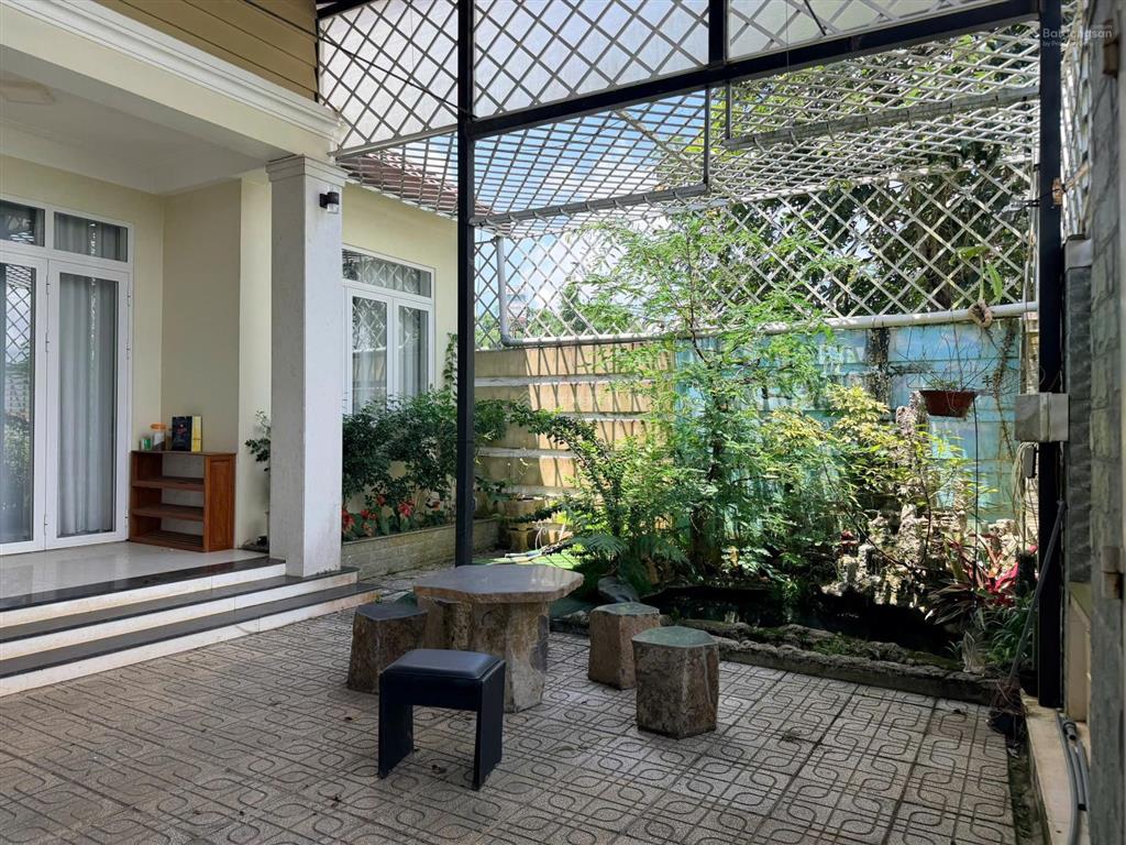 Nhà trung tâm bảo lộc  dt 10mx21m sẵn thổ cư huỳnh thúc kháng  phường 2