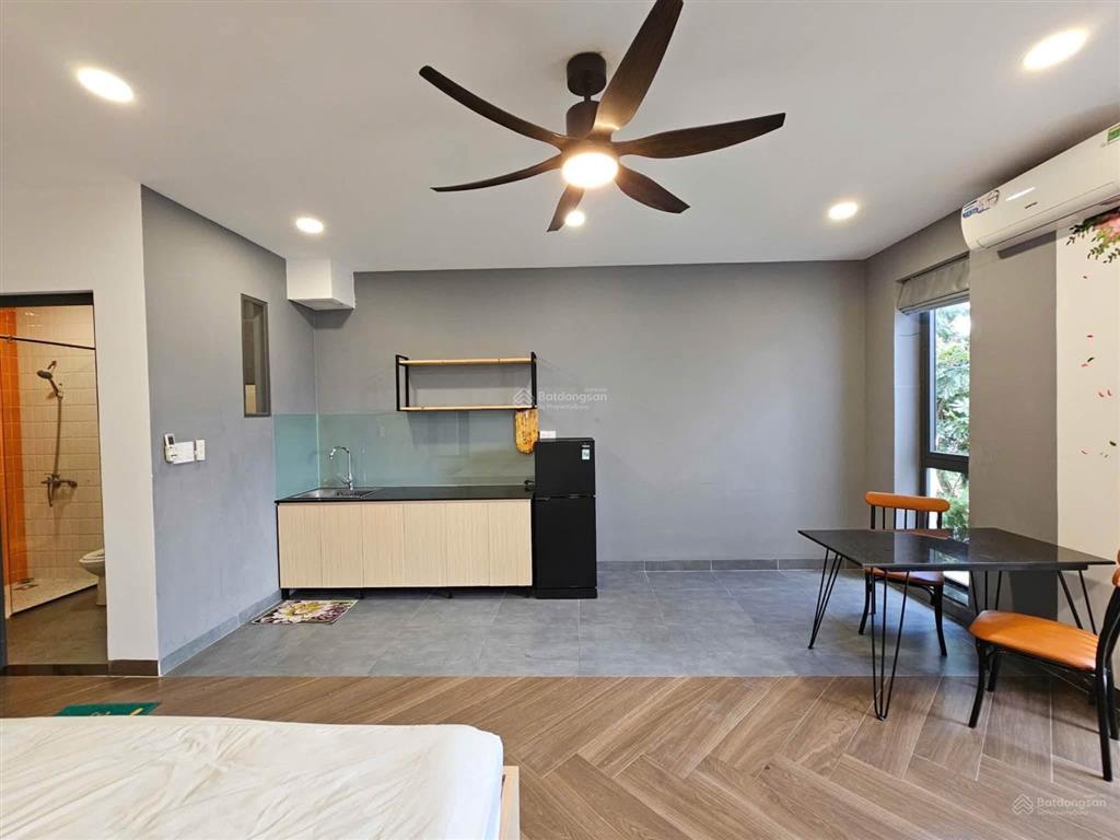 Cho thuê studio có thang máy full nội thất cao cấp free hồ bơi + gym