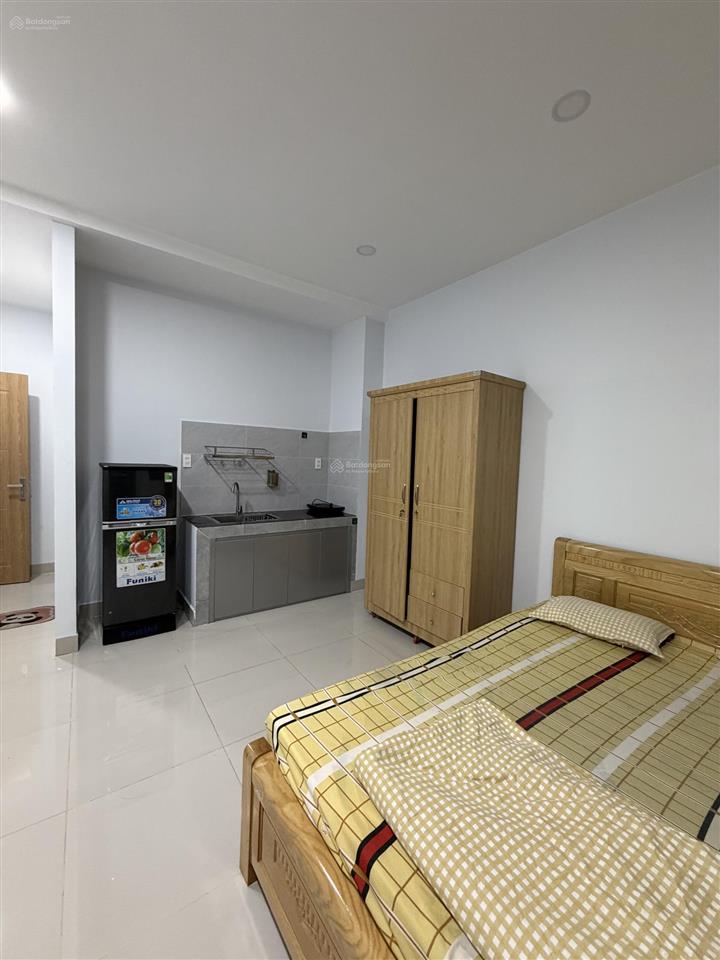 Cho thuê chdv full nội thất, cọc 01 tháng, nhận nhà ở ngay, phù hợp cho sinh viên  văn phòng