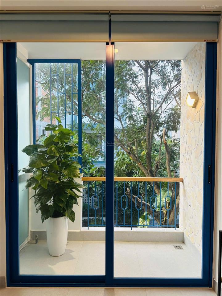 Cho thuê chdv 45m2, 2pn full nội thất mới 100% nhận nhà ở ngay