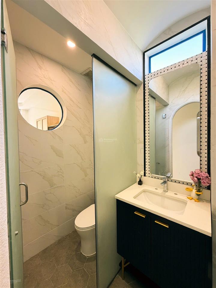 Cho thuê chdv 45m2, 2pn full nội thất mới 100% nhận nhà ở ngay