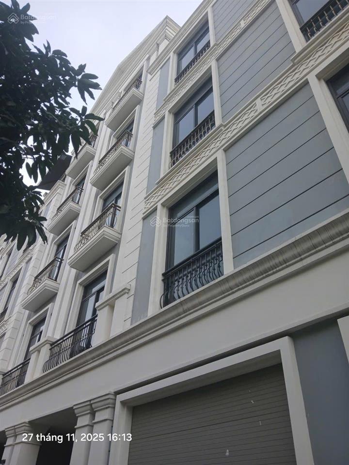 Bán nhà phố/shophouse khu manhantan glory  vinhomes grand park