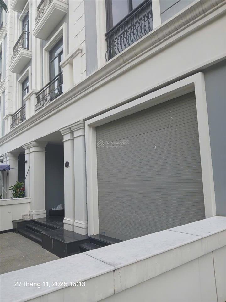 Bán nhà phố/shophouse khu manhantan glory  vinhomes grand park