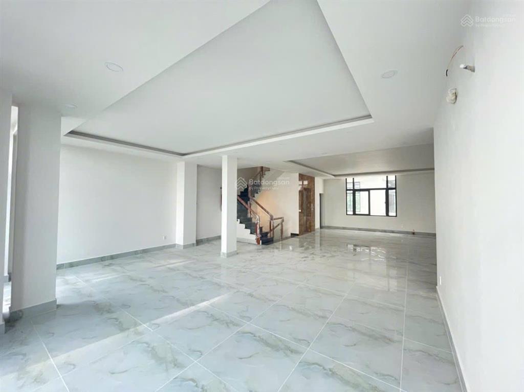 Bán nhà phố/shophouse manhantan  vinhomes grand park