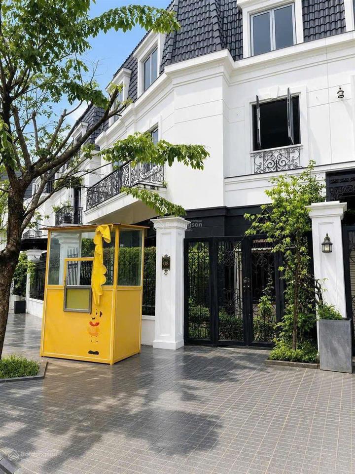 Biệt thự the manor huế 150m², 3 tầng, hướng đn, giảm 2 tỷ chỉ còn 6, x tỷ.  0911 053 ***