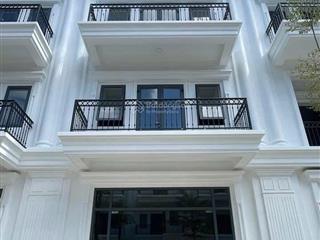 Giảm giá 2 tỷ căn shophouse đã có sổ và đã hoàn thiện  phú xuân city. kinh doanh tốt