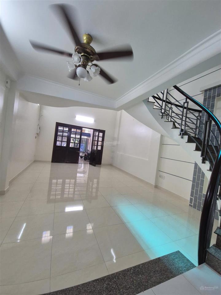 Bán nhà 3 tấm 5 dài 20m mặt tiền đường giá rẻ