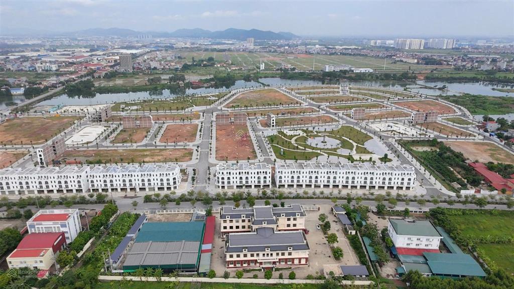 Bán đất cạnh bệnh viện tnh việt yên, sát hồ nguyễn thế nho, phường việt yên, bắc ninh giá dưới 2 tỷ