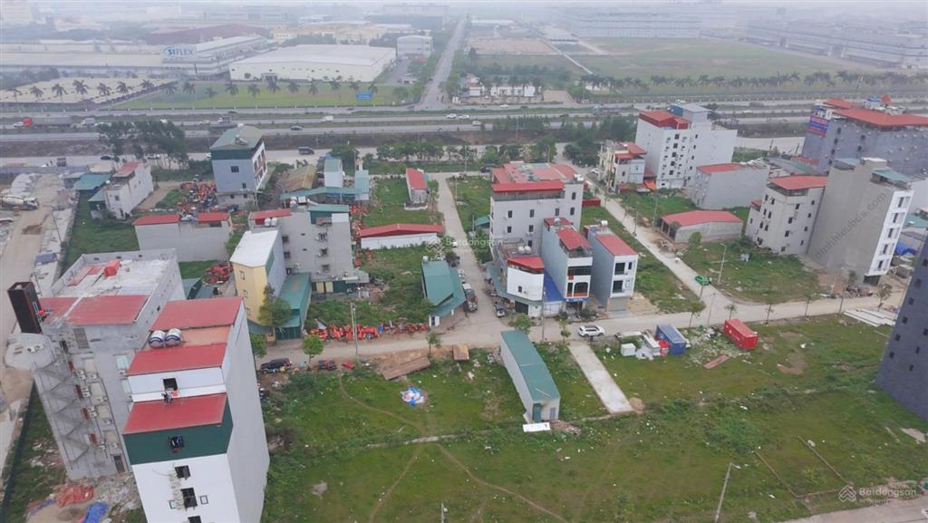 Bán lô đất 76,5m2 đồng lớn dãy m trục thông chung cư vegahomes quang châu, nếnh, bắc ninh 4,x tỷ