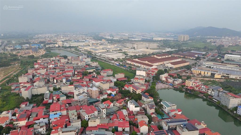 Bán đất bán đất tặng nhà 175m2 trục chính hoàng mai, phường nếnh, bắc ninh giá thương lượng mạnh