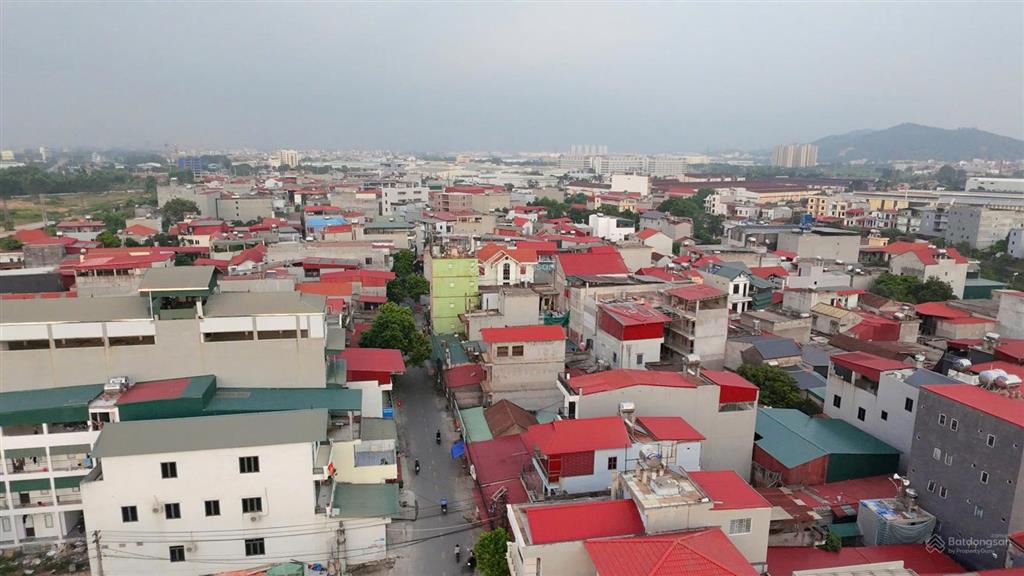 Bán đất bán đất tặng nhà 175m2 trục chính hoàng mai, phường nếnh, bắc ninh giá thương lượng mạnh