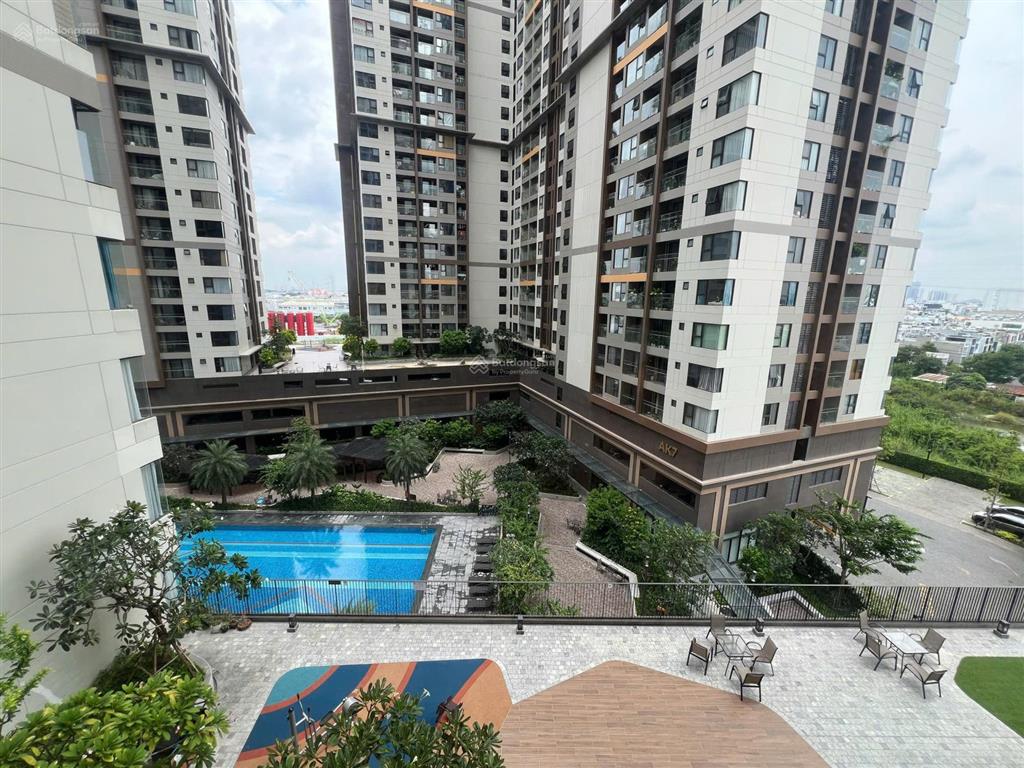 Chính chủ bán căn hộ ak8  006.08, nhà mới tinh sẵn nội thất