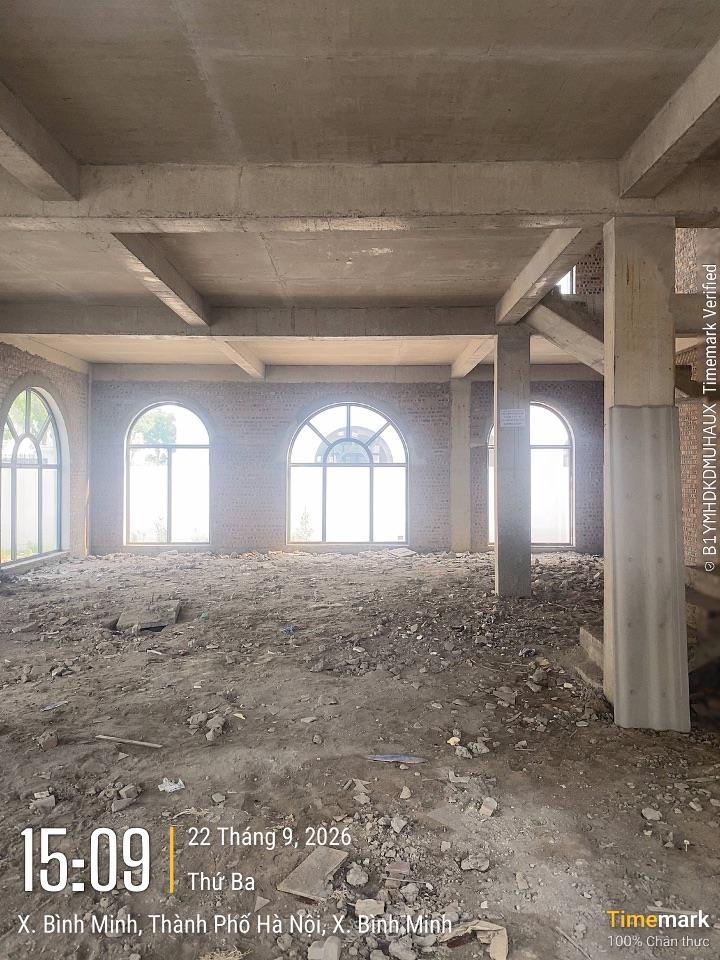 Cho thuê 270m2 (12x22.5) biệt thự 3.5 tầng B2.2 BT1 đối diện CF King Thanh Hà