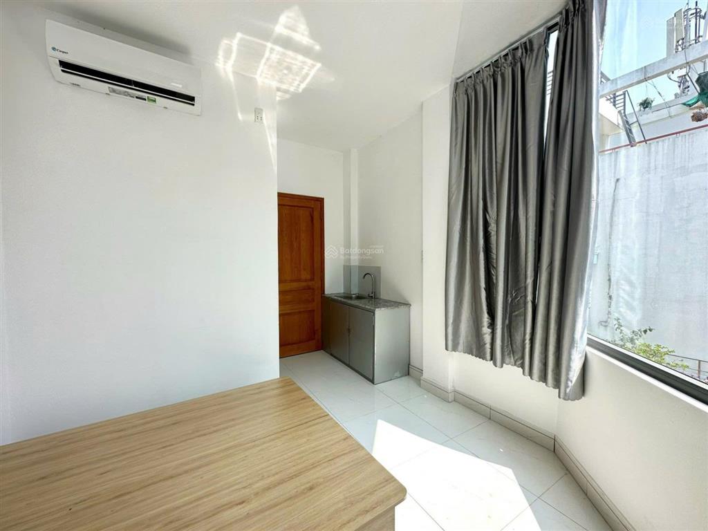 Cho thuê phòng trọ cửa sổ thoáng cạnh cv thỏ trắng, cư xá bắc hải