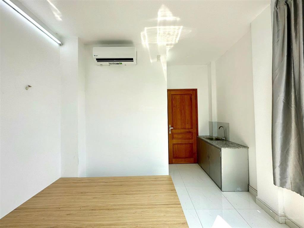 Cho thuê phòng trọ cửa sổ thoáng cạnh cv thỏ trắng, cư xá bắc hải